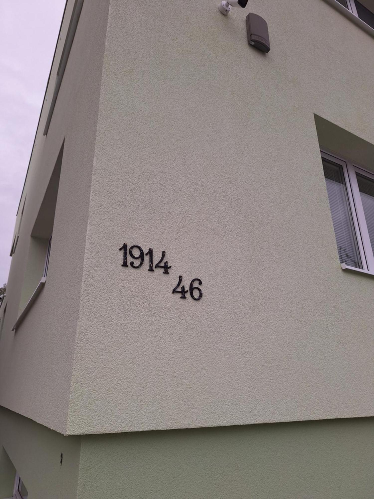 Apartmanovy Dom Stummerova Topoľčany Kültér fotó